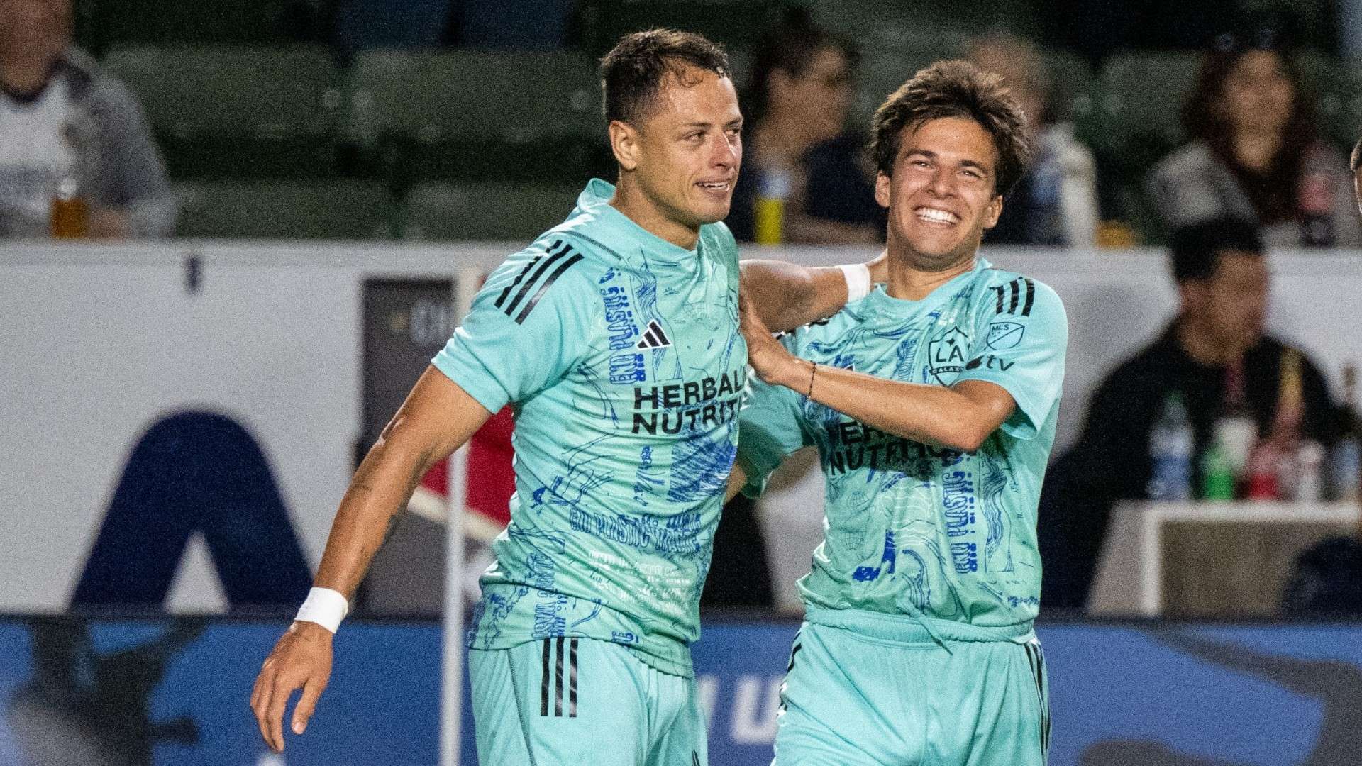 在场上可以 在场上可以