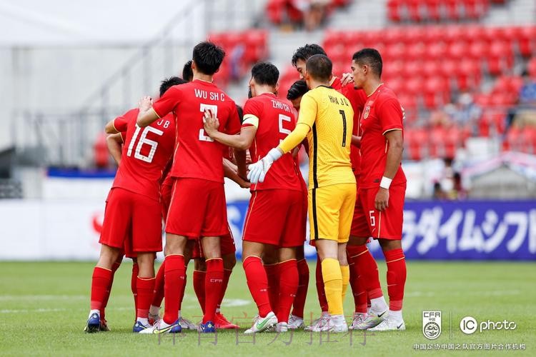 中国男足选拔队东亚杯1:0战胜中国香港队 中国男足选拔队东亚杯1:0战胜中国香港队